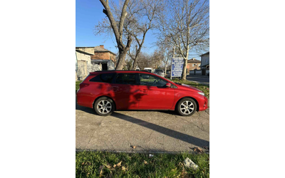 Toyota Auris - автомобили, коли, обяви за нови и употребявани 7
