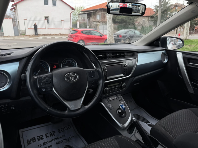 Toyota Auris 1.8 VVT-i HYBRID/BENZIN E - автомобили, коли, обяви за нови и употребявани 16