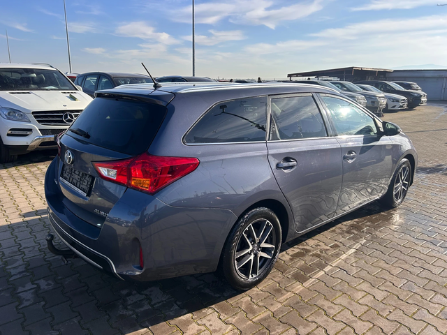 Toyota Auris 1.4D-4D NAVI/KAMERA EURO 5 - автомобили, коли, обяви за нови и употребявани 5