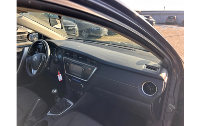 Toyota Auris 1.4D-4D NAVI/KAMERA EURO 5 - автомобили, коли, обяви за нови и употребявани 9