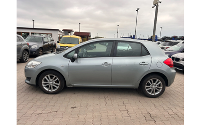 Toyota Auris 1.3i EURO 5 - автомобили, коли, обяви за нови и употребявани 8