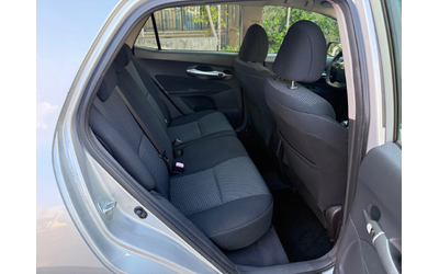 Toyota Auris 2.0 D4D - автомобили, коли, обяви за нови и употребявани 15