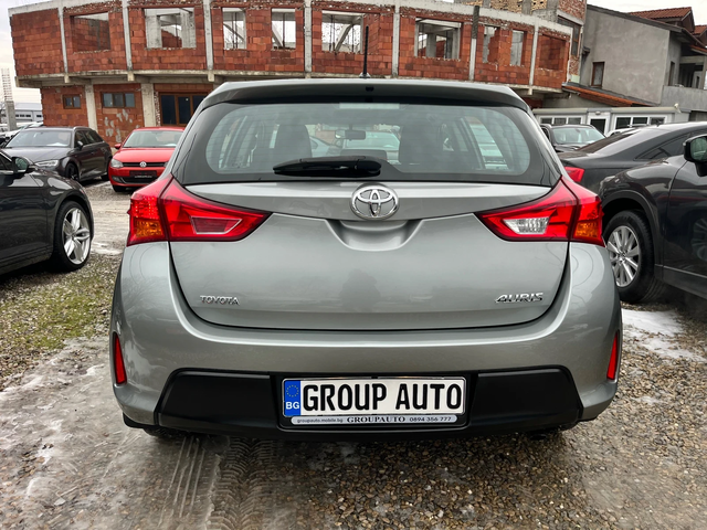 Toyota Auris 1, 6i-132k.c/6ск/ПОДГРЕВ/ТОП СЪСТОЯНИЕ!!! - автомобили, коли, обяви за нови и употребявани 5