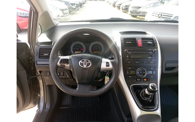 Toyota Auris 2.0D4D, 126кс - автомобили, коли, обяви за нови и употребявани 10