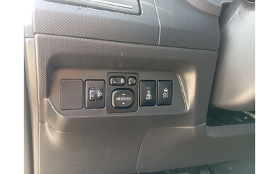 Toyota Auris 2.0D4D, 126кс - автомобили, коли, обяви за нови и употребявани 9