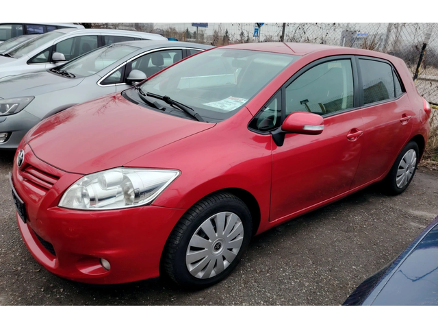 Toyota Auris 1.6i/SOLL - автомобили, коли, обяви за нови и употребявани 0