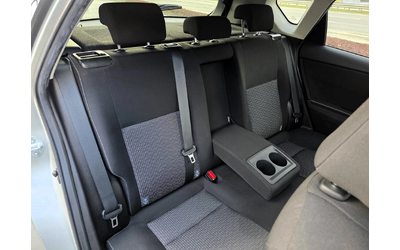 Toyota Auris 1.8Hybrid/136/e-CVT/Active+ - автомобили, коли, обяви за нови и употребявани 12