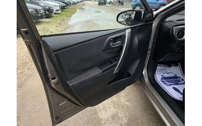 Toyota Auris 1.4d 90к.с 159хил.км. - автомобили, коли, обяви за нови и употребявани 10