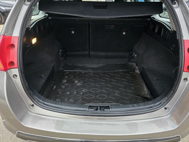 Toyota Auris 1.4d 90к.с 159хил.км. - автомобили, коли, обяви за нови и употребявани 12