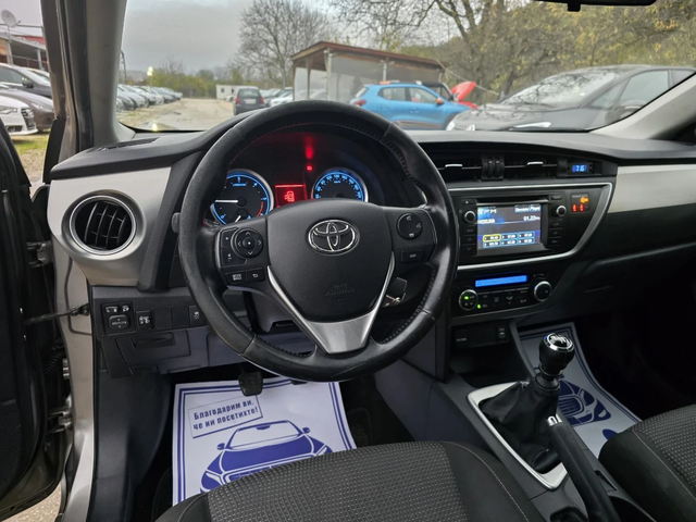 Toyota Auris 1.4d 90к.с 159хил.км. - автомобили, коли, обяви за нови и употребявани 14