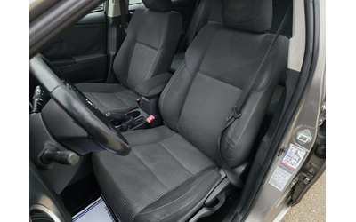 Toyota Auris 1.4d 90к.с 159хил.км. - автомобили, коли, обяви за нови и употребявани 9