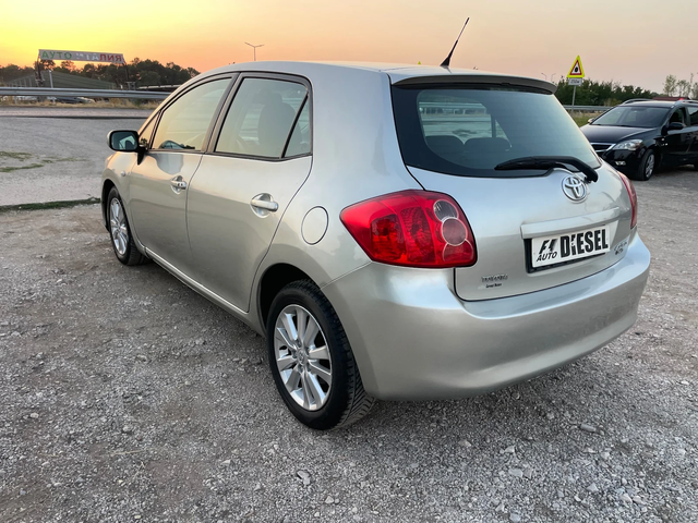 Toyota Auris 2.0d4d-126-ITALIA - автомобили, коли, обяви за нови и употребявани 10