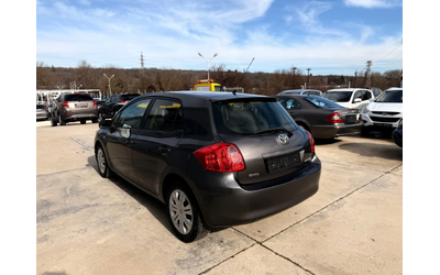 toyota-auris - 4