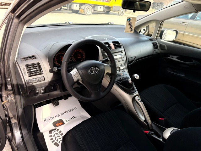 Toyota Auris 1.4d4d 90k* * * UNIKAT* * * - автомобили, коли, обяви за нови и употребявани 6