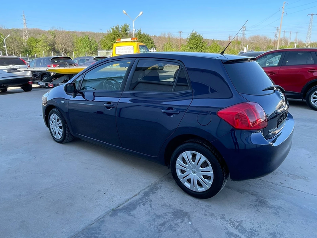 Toyota Auris 1.4d4d 90k.c * UNIKAT* - автомобили, коли, обяви за нови и употребявани 3