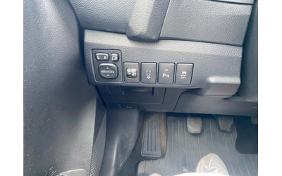 Toyota Auris 2.0D-4D 6MT - автомобили, коли, обяви за нови и употребявани 16