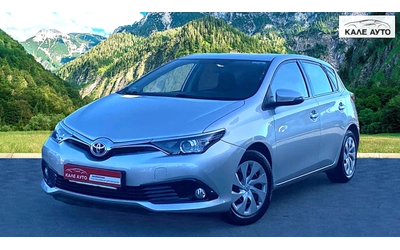 toyota-auris - 0