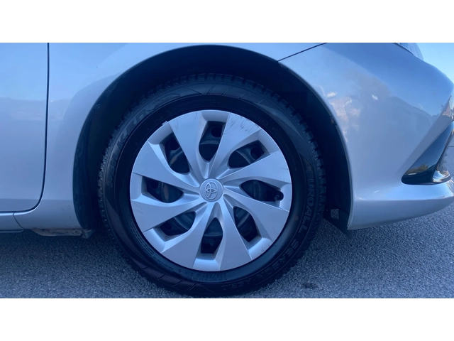 Toyota Auris 1.2T MT - автомобили, коли, обяви за нови и употребявани 16