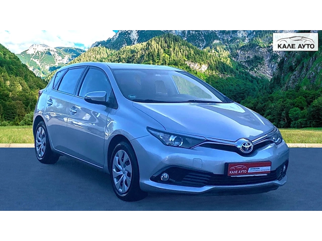 Toyota Auris 1.2T MT - автомобили, коли, обяви за нови и употребявани 2