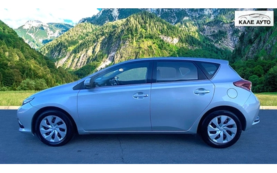 toyota-auris - 3