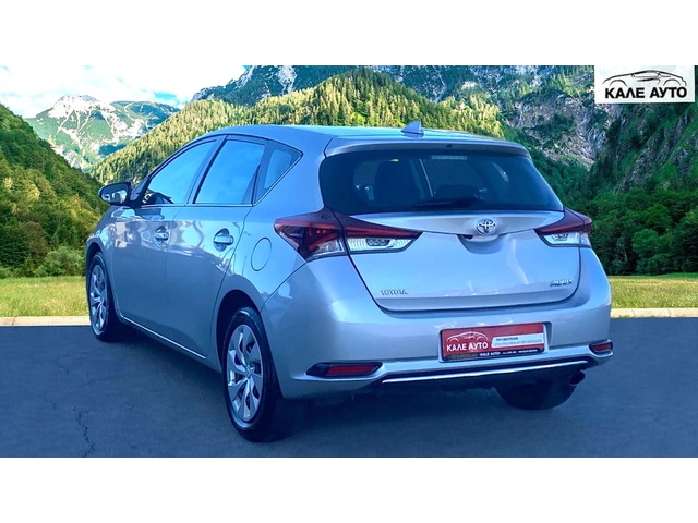 Toyota Auris 1.2T MT - автомобили, коли, обяви за нови и употребявани 6