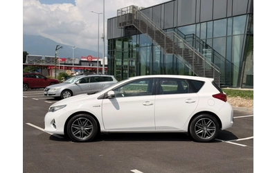 Toyota Auris 1.8Hybrid Серв.история Лизинг през Уникредит159 ев - автомобили, коли, обяви за нови и употребявани 7
