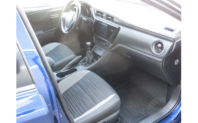 Toyota Auris 1, 2 - автомобили, коли, обяви за нови и употребявани 12