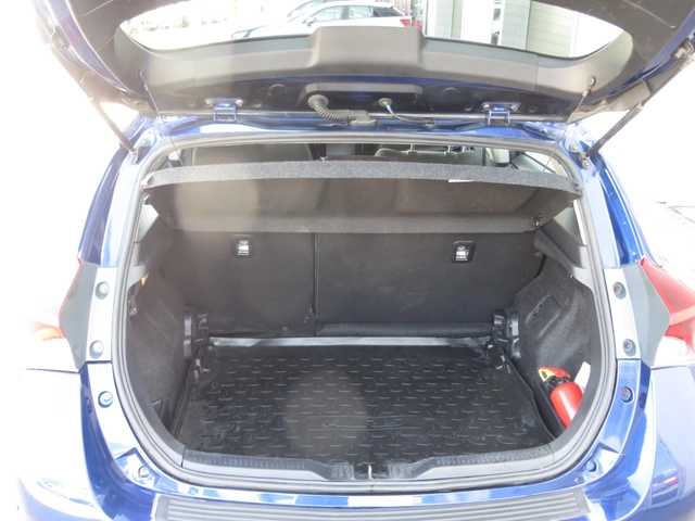 Toyota Auris 1, 2 - автомобили, коли, обяви за нови и употребявани 14