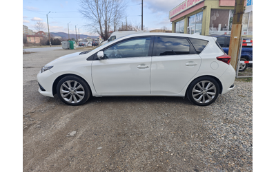 Тойота Аурис - автомобили, коли, обяви за нови и употребявани 10