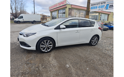 Тойота Аурис - автомобили, коли, обяви за нови и употребявани 11