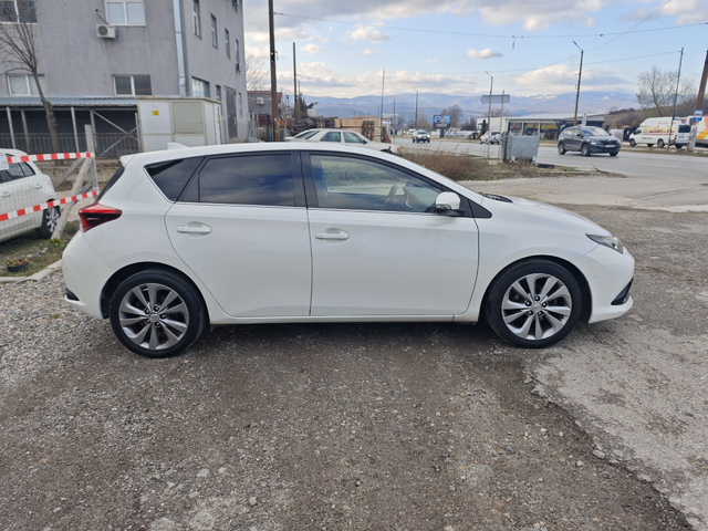 Тойота Аурис - автомобили, коли, обяви за нови и употребявани 4