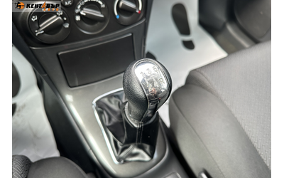 Toyota Avensis 1, 6i/От България/ГАРАНЦИЯ ОТ КЕНТАВЪР - автомобили, коли, обяви за нови и употребявани 10