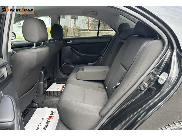 Toyota Avensis 1, 6i/От България/ГАРАНЦИЯ ОТ КЕНТАВЪР - автомобили, коли, обяви за нови и употребявани 8