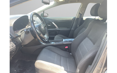 Toyota AVENSIS 1.8 petrol 147 hp MT6 EURO 5B - автомобили, коли, обяви за нови и употребявани 8