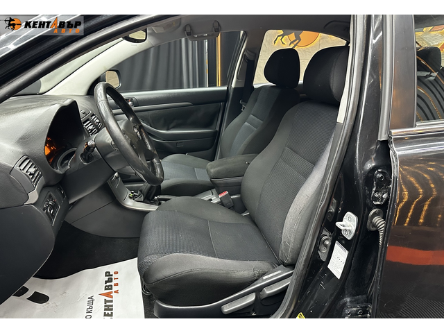 Toyota Avensis 1.8i 129 к.с. - автомобили, коли, обяви за нови и употребявани 4
