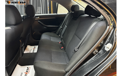 Toyota Avensis 1.8i 129 к.с. - автомобили, коли, обяви за нови и употребявани 6