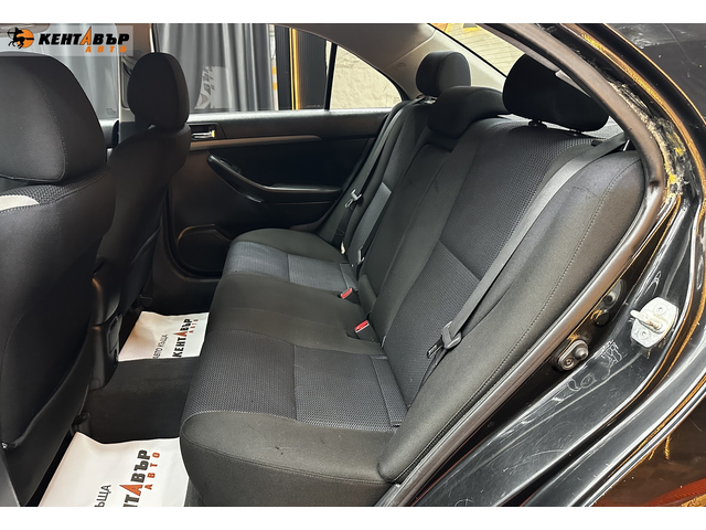Toyota Avensis 1.8i 129 к.с. - автомобили, коли, обяви за нови и употребявани 6