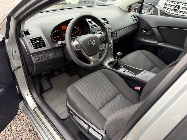 Toyota Avensis 1.8VVT-i 147hp СЕДАН - автомобили, коли, обяви за нови и употребявани 10