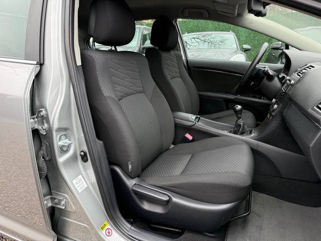 Toyota Avensis 1.8VVT-i 147hp СЕДАН - автомобили, коли, обяви за нови и употребявани 15