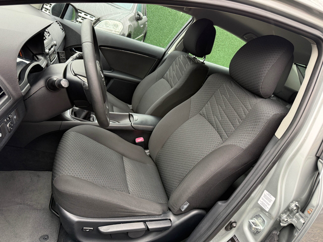 Toyota Avensis 1.8VVT-i 147hp СЕДАН - автомобили, коли, обяви за нови и употребявани 21