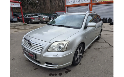 toyota-avensis - 1