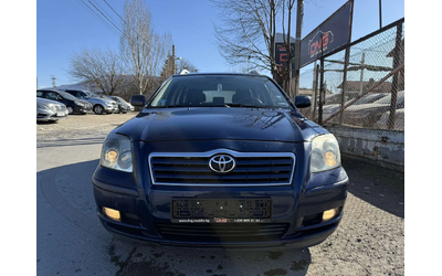 toyota-avensis - 1