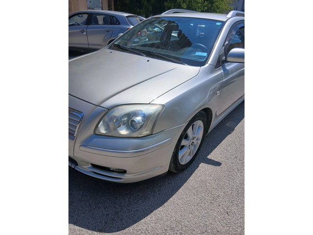 Toyota Avensis, 2003 г., 268000 км, 129 к.с. - автомобили, коли, обяви за нови и употребявани 2