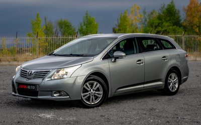 toyota-avensis - 0