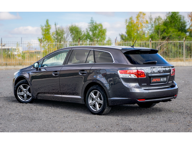 Toyota Avensis 1.8 VVT-i Automatic | С ГАРАНЦИЯ - автомобили, коли, обяви за нови и употребявани 5