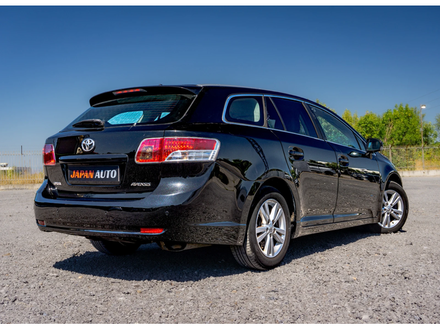 Toyota Avensis 1.8 VVT-i | С ГАРАНЦИЯ - автомобили, коли, обяви за нови и употребявани 3
