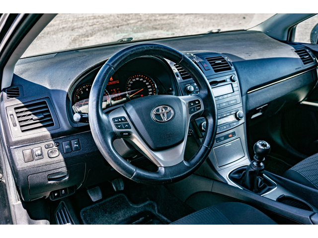 Toyota Avensis 1.8 VVT-i | С ГАРАНЦИЯ - автомобили, коли, обяви за нови и употребявани 8