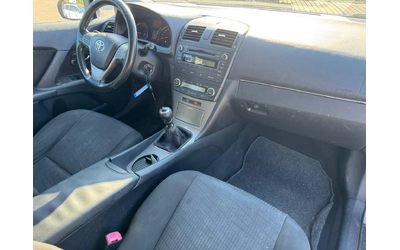 toyota-avensis - 5