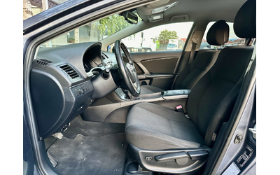 Toyota Avensis 2.0 - автомобили, коли, обяви за нови и употребявани 6