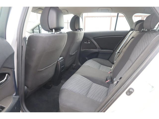Toyota Avensis Avensis - автомобили, коли, обяви за нови и употребявани 10